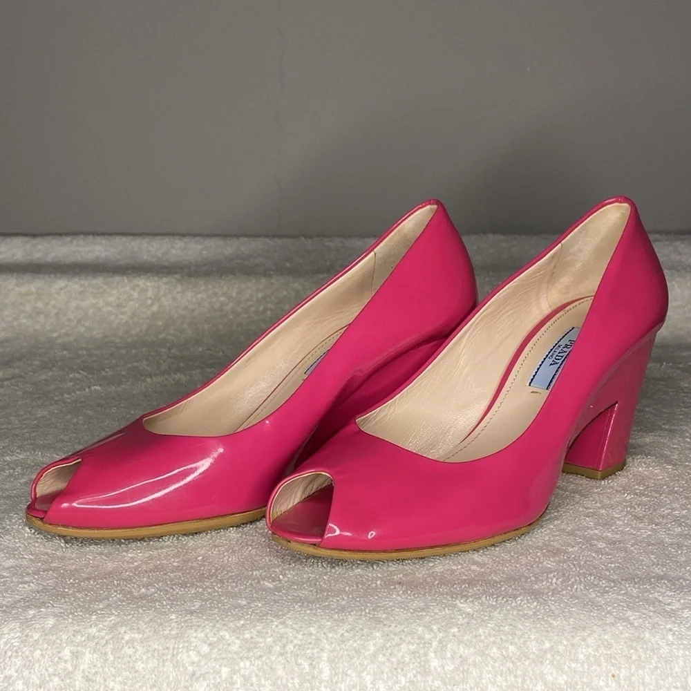 Prada Pink Enamel Peep-Toe Heels in Patent Leather (EU 37 / US 7)